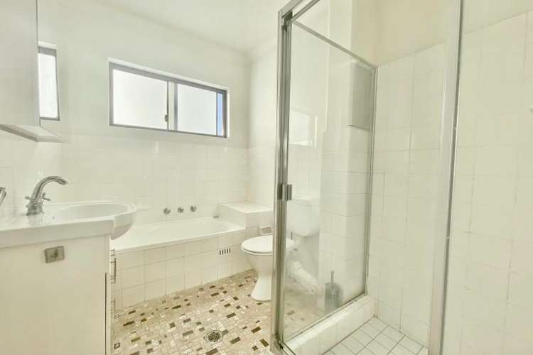 Fifth view of Homely unit listing, 8/25-27 Alison Road, Kensington NSW 2033