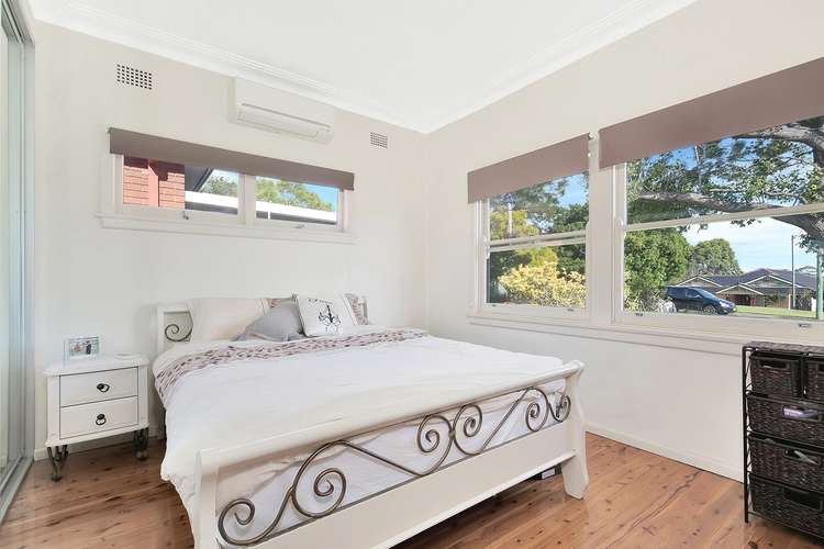 Fifth view of Homely house listing, 25 Kentwell Street, Baulkham Hills NSW 2153