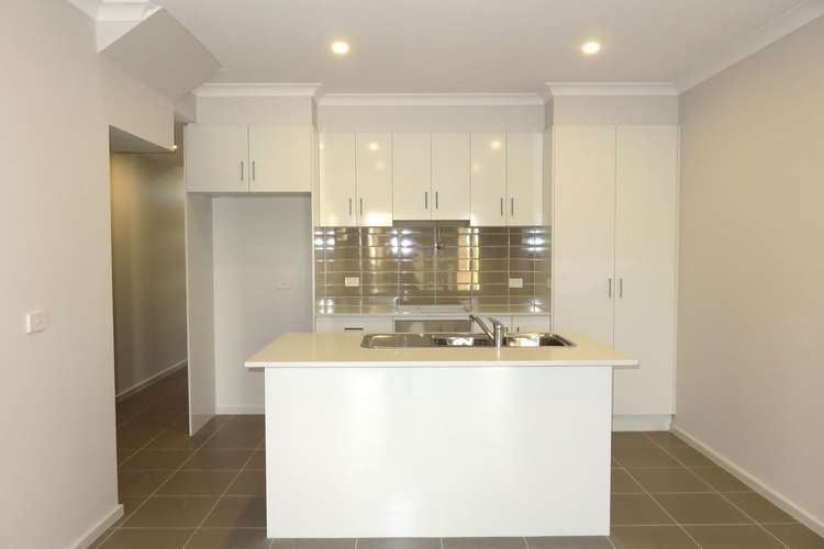 Third view of Homely townhouse listing, 4 Courthouse Walk, Doreen VIC 3754