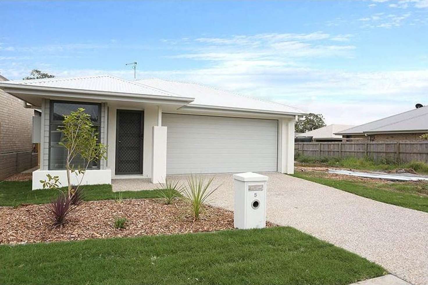 Main view of Homely house listing, 5 Moonstone Street, Pimpama QLD 4209
