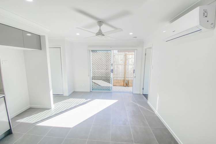 Fifth view of Homely semiDetached listing, 1/2 Carrick Place, Greenbank QLD 4124