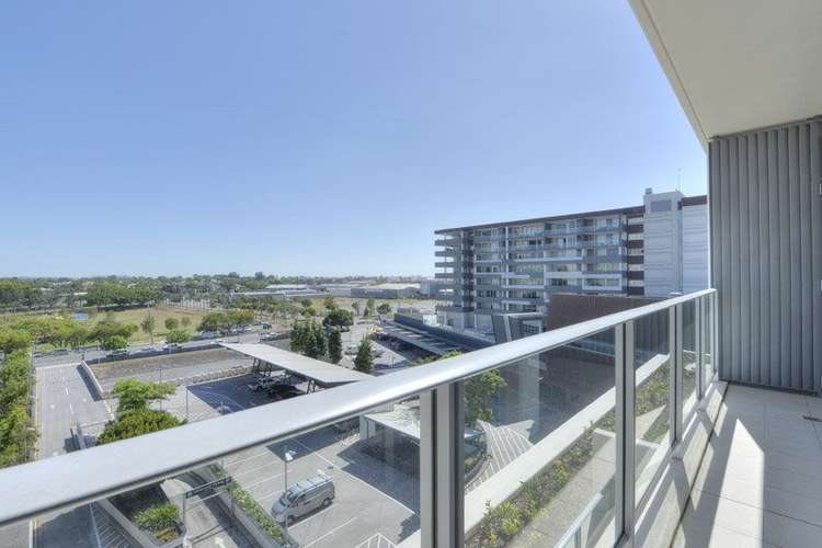Second view of Homely unit listing, 4085/37C Harbour Road, Hamilton QLD 4007