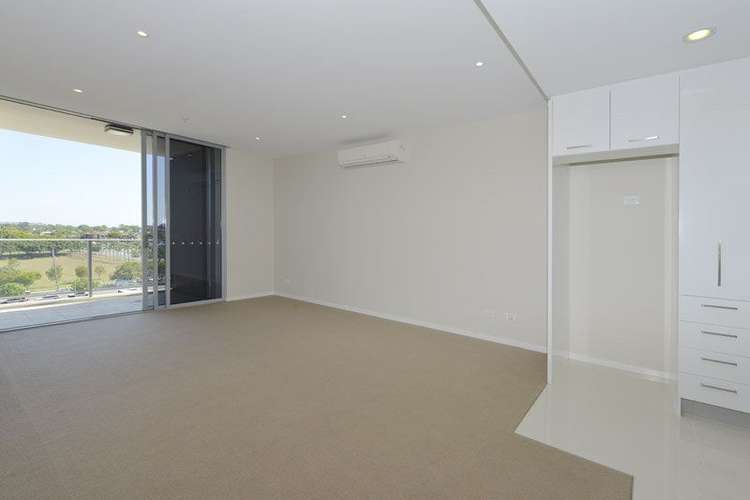 Third view of Homely unit listing, 4085/37C Harbour Road, Hamilton QLD 4007