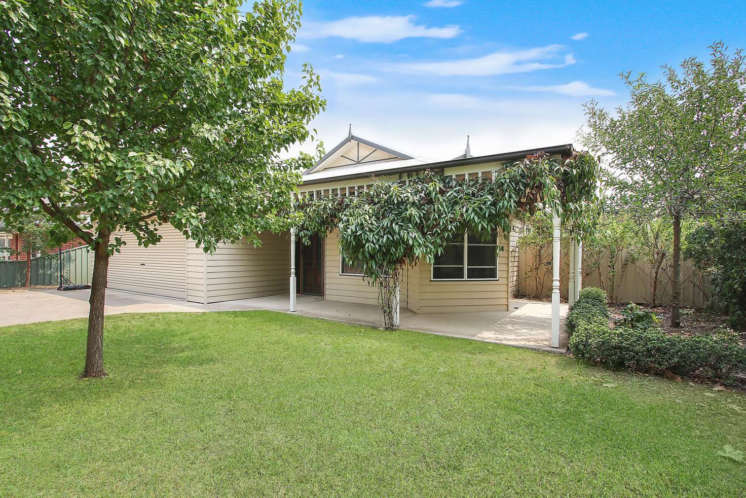 Main view of Homely house listing, 43 Pell Street, Howlong NSW 2643