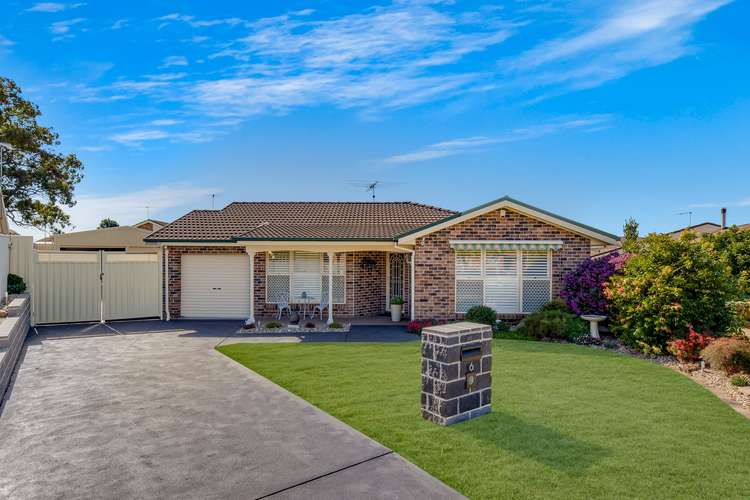 6 Yukon Place, Kearns NSW 2558