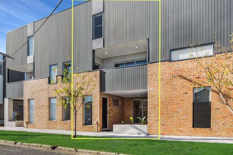 Main view of Homely townhouse listing, 21 Renown Street, Maidstone VIC 3012