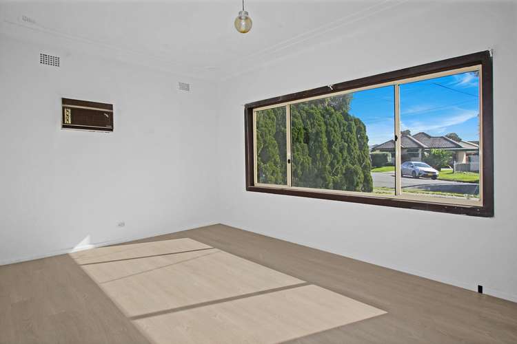Fourth view of Homely house listing, 32 Moir Street, Smithfield NSW 2164