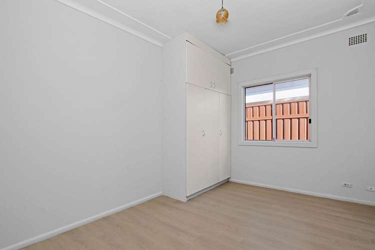 Fifth view of Homely house listing, 32 Moir Street, Smithfield NSW 2164