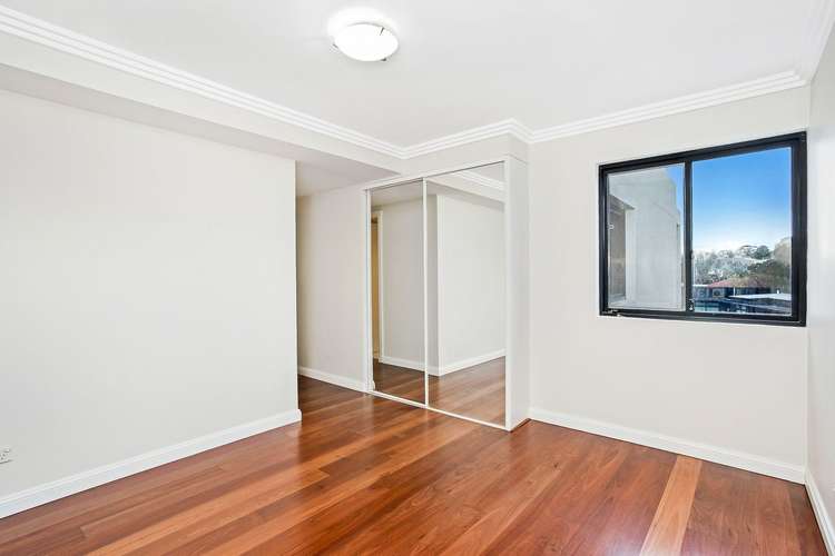 Fifth view of Homely apartment listing, 32/74 McLachlan Avenue, Rushcutters Bay NSW 2011