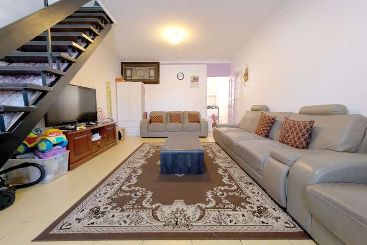 Second view of Homely townhouse listing, 4/100 Wattle Avenue, Carramar NSW 2163