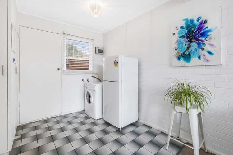 Fifth view of Homely unit listing, 2/9 Sanglen Terrace, Belmont VIC 3216
