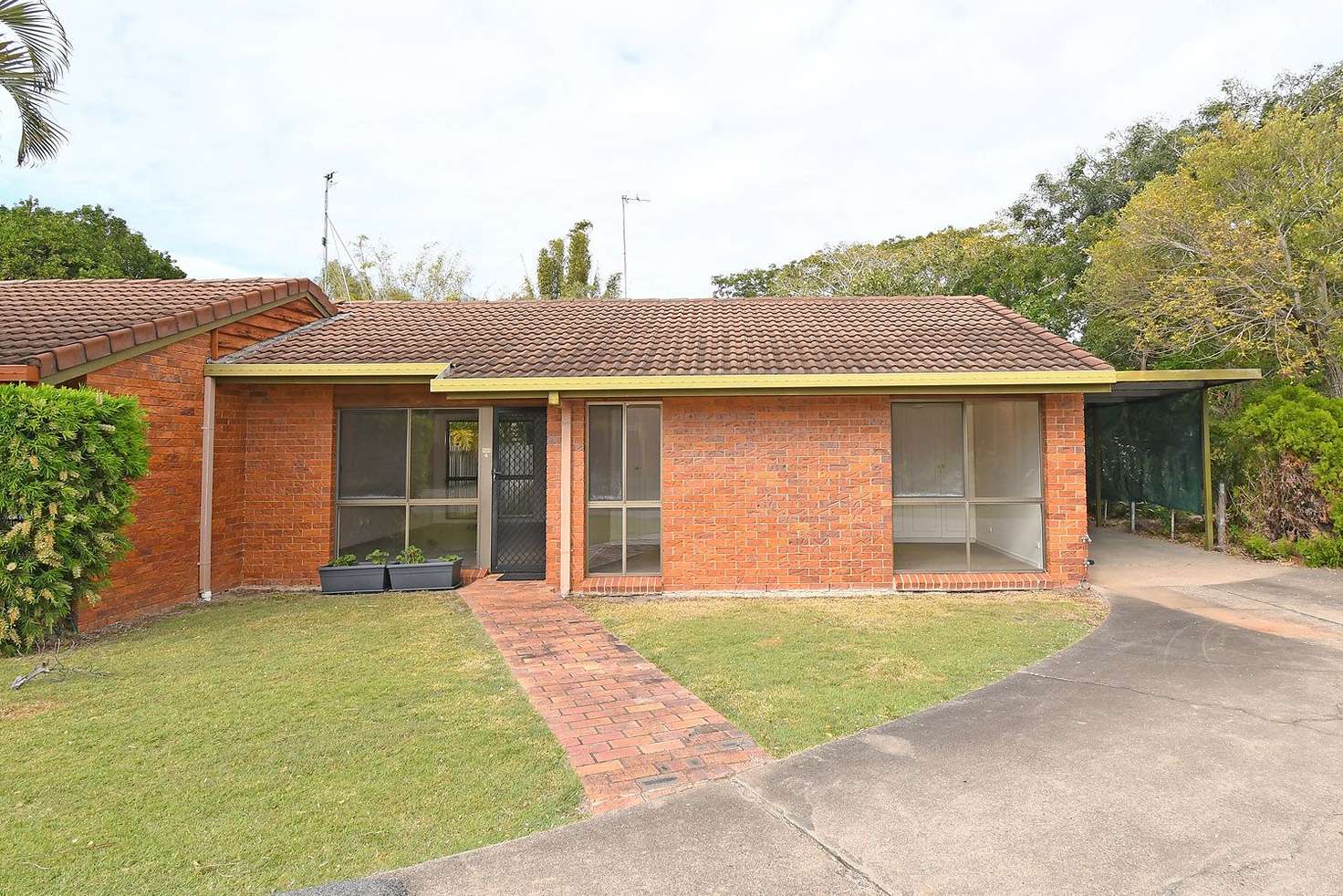 Main view of Homely unit listing, 4/42-44 Pulgul Street, Urangan QLD 4655