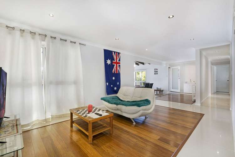 Fifth view of Homely house listing, 9 Essendon Close, Arundel QLD 4214