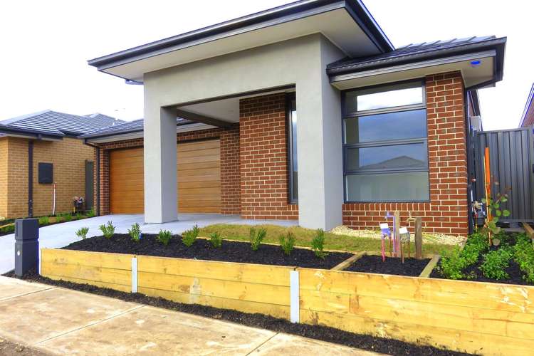 Second view of Homely house listing, 11 Gundagai Circuit, Kalkallo VIC 3064