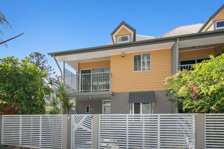 Main view of Homely townhouse listing, 5/122 Fortescue Street, Spring Hill QLD 4000