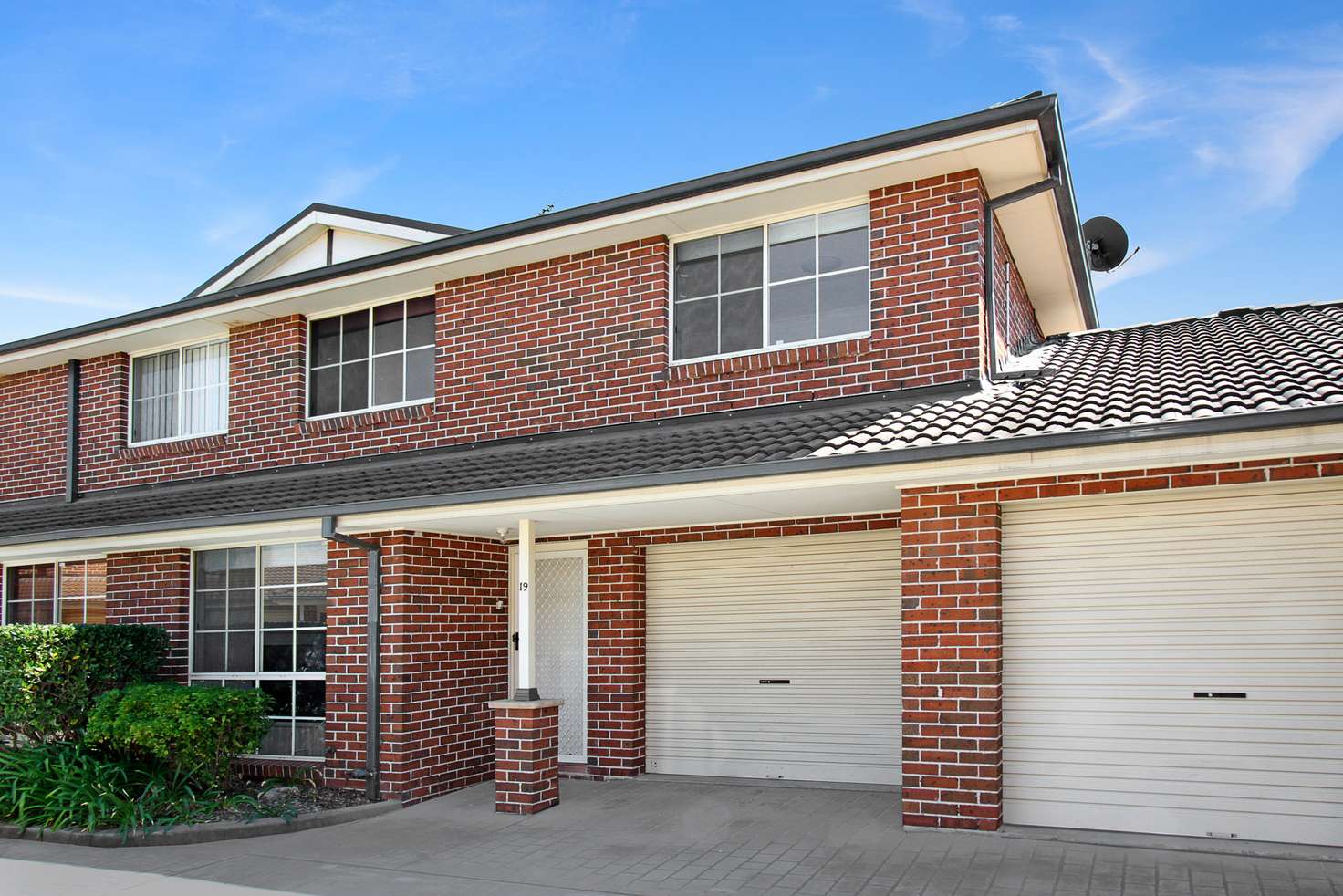 Main view of Homely townhouse listing, 19/162-164 Chifley Street, Wetherill Park NSW 2164