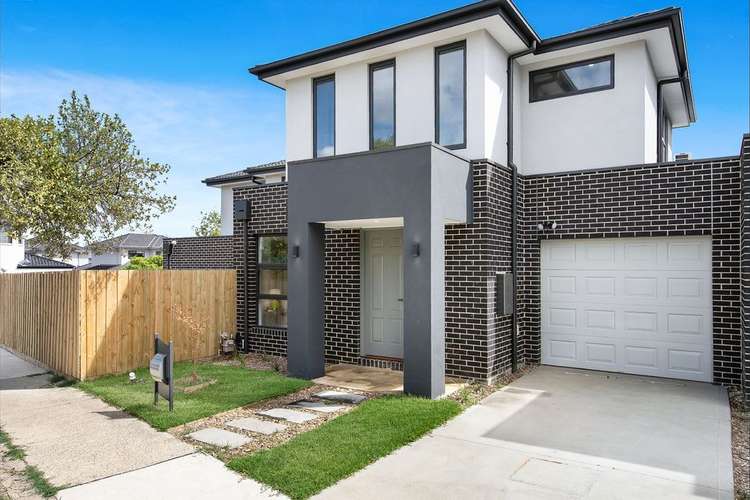 Main view of Homely townhouse listing, 8B Highfield Road, Chadstone VIC 3148