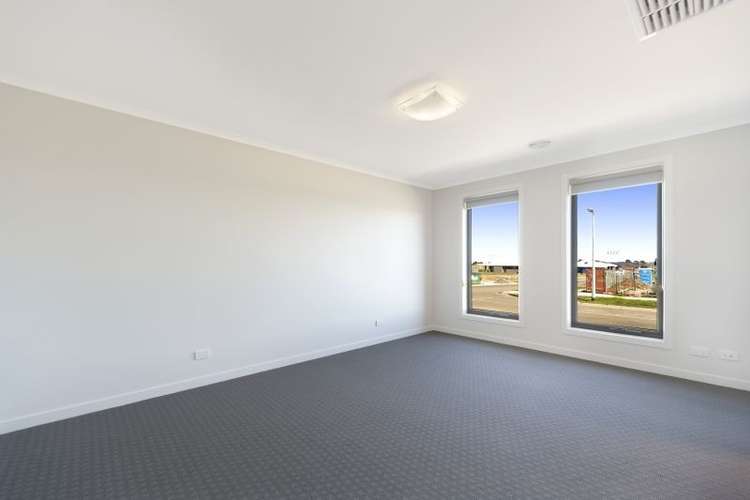 Fifth view of Homely house listing, 58 Dorset Drive, Alfredton VIC 3350