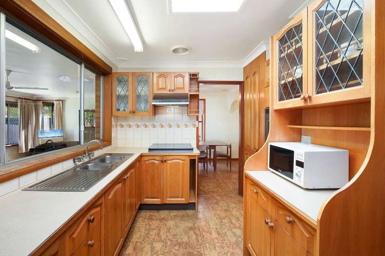 Second view of Homely house listing, 27 Wendy Drive, Point Clare NSW 2250