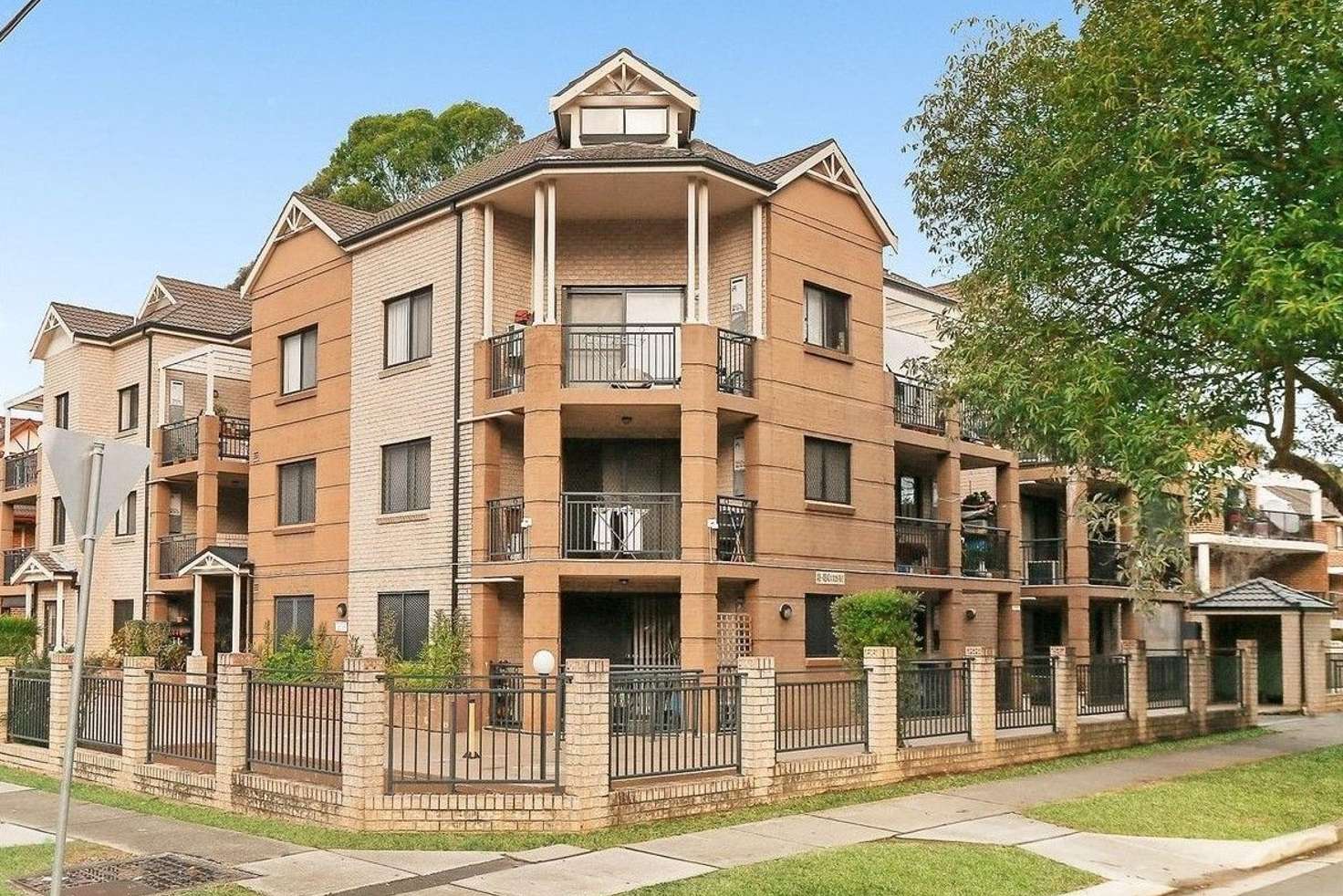 Main view of Homely unit listing, 6/41-43 Cairds Avenue, Bankstown NSW 2200