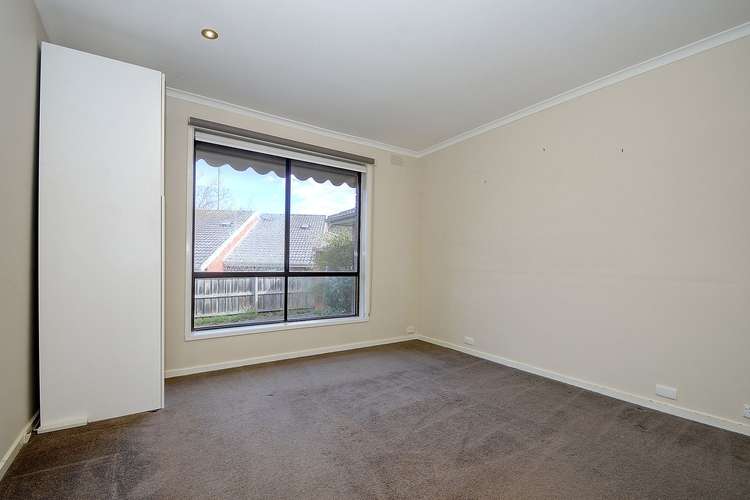 Third view of Homely unit listing, 2/11 Grenfell Road, Mount Waverley VIC 3149