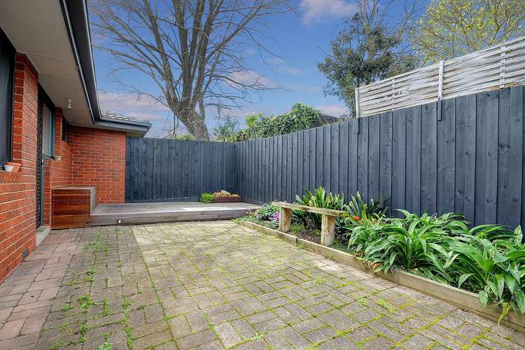 Fifth view of Homely unit listing, 2/11 Grenfell Road, Mount Waverley VIC 3149