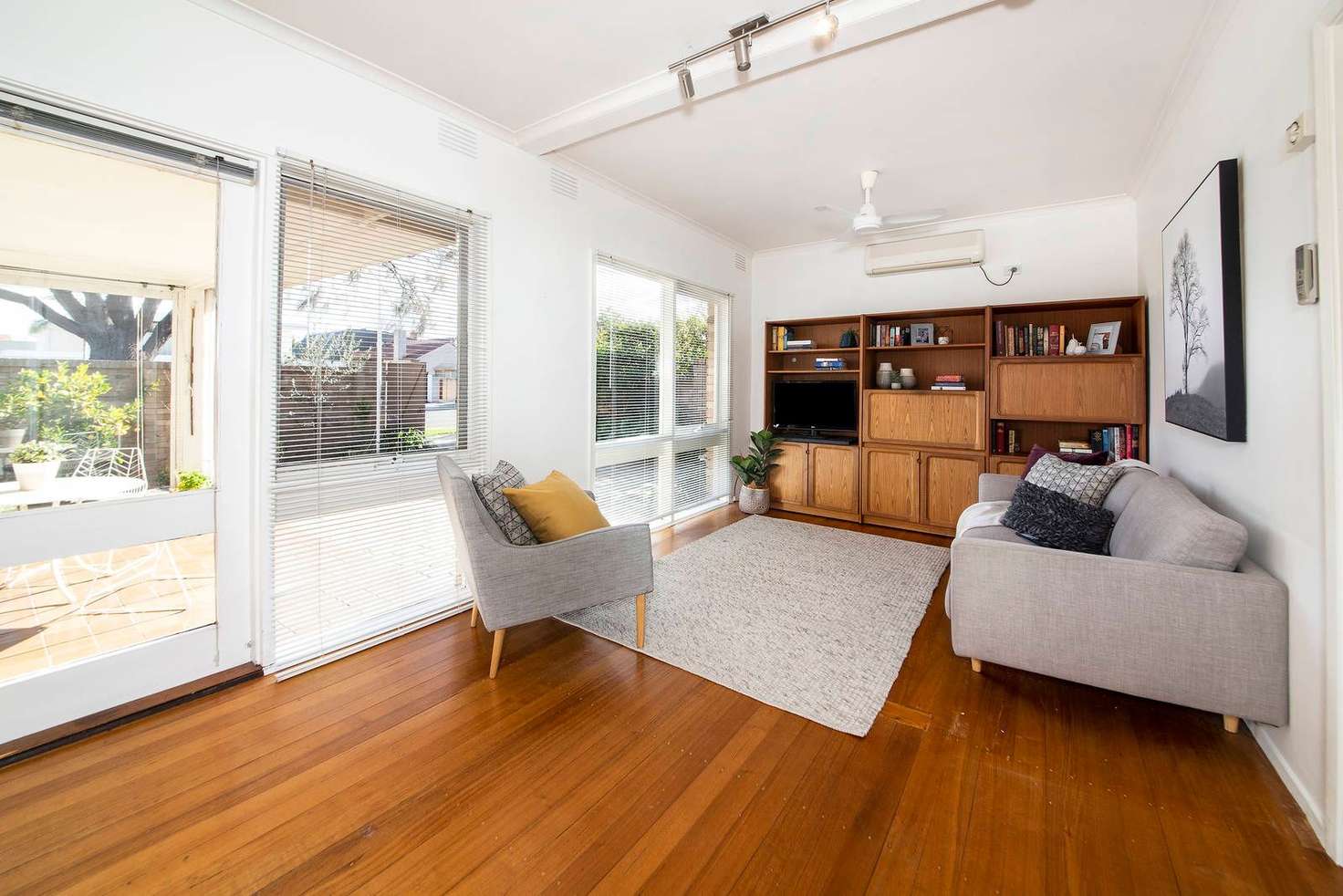 Main view of Homely unit listing, 1/32 New Street, Hampton VIC 3188