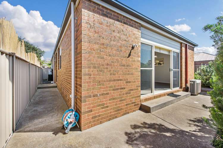 Seventh view of Homely house listing, 92 Oakview Parade, Caroline Springs VIC 3023