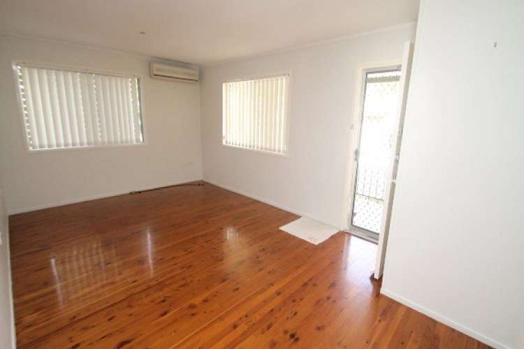 Third view of Homely house listing, 35 John Dory Drive, Toolooa QLD 4680