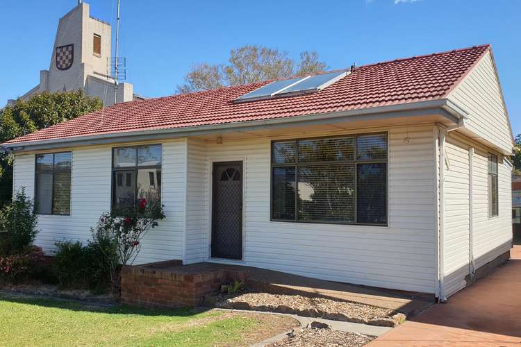 Main view of Homely house listing, 11 Bellevue Road, Figtree NSW 2525