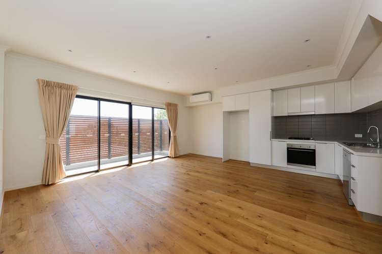 Third view of Homely townhouse listing, 2/32 Rathmullen Quadrant, Doncaster VIC 3108