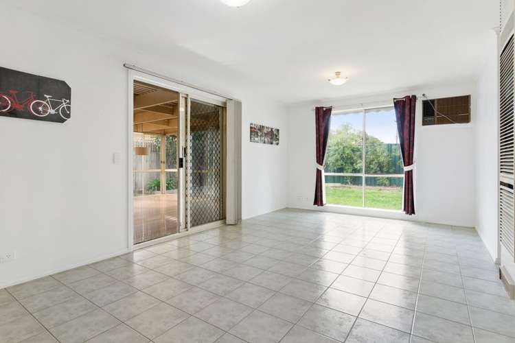 Third view of Homely house listing, 2 Dunk Court, Hoppers Crossing VIC 3029