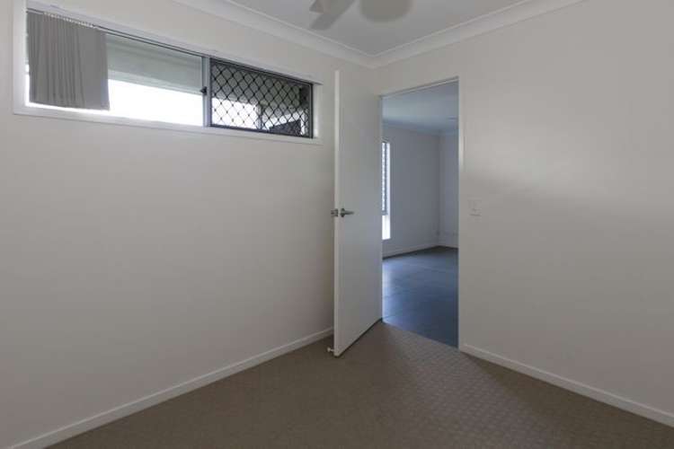 Fifth view of Homely semiDetached listing, 2/53 Parklands Drive, Boronia Heights QLD 4124