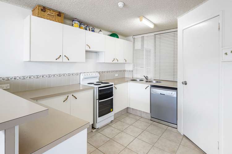 Sixth view of Homely unit listing, Unit 5/39 Canberra Terrace, Kings Beach QLD 4551