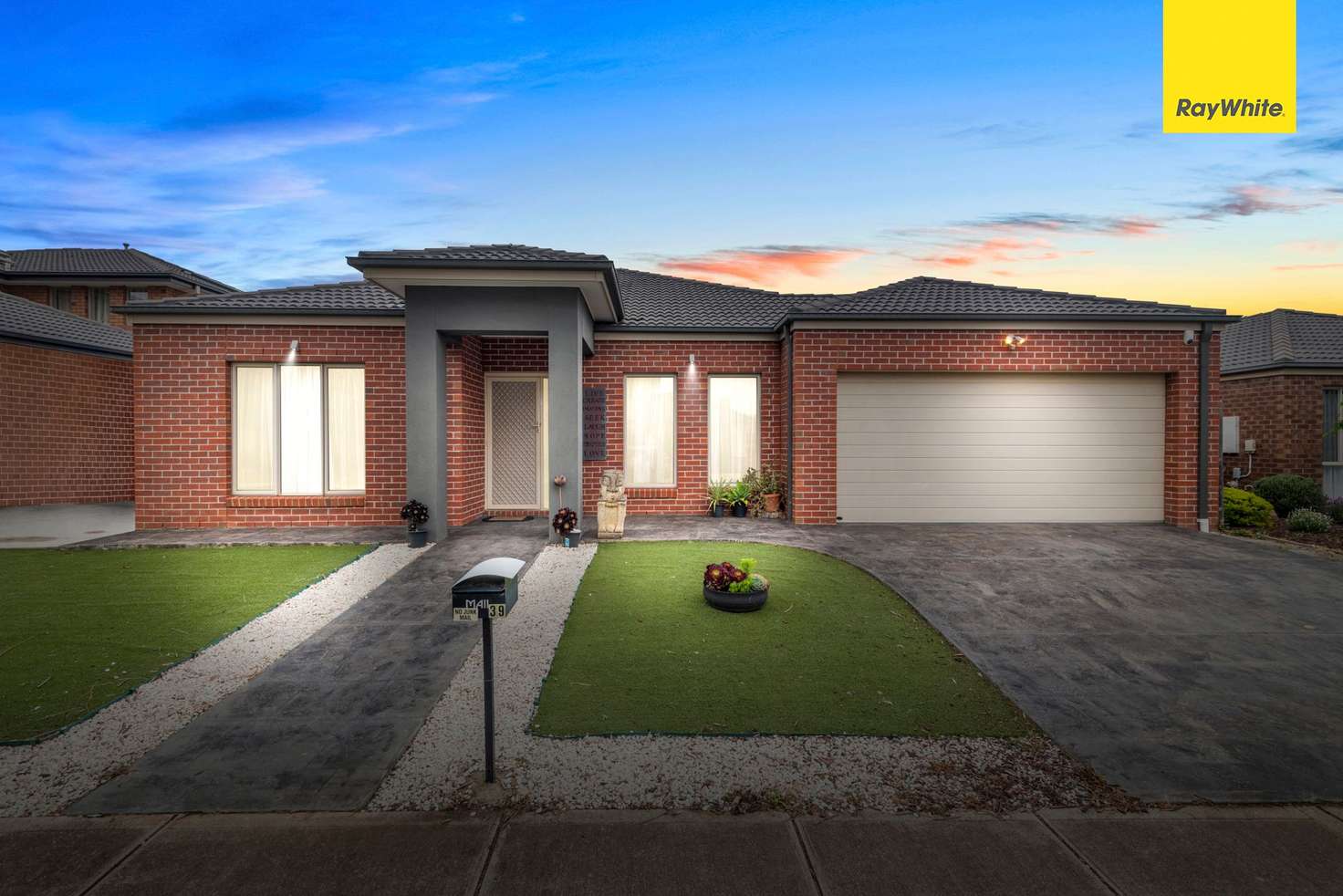 Main view of Homely house listing, 39 Stretton Drive, Brookfield VIC 3338