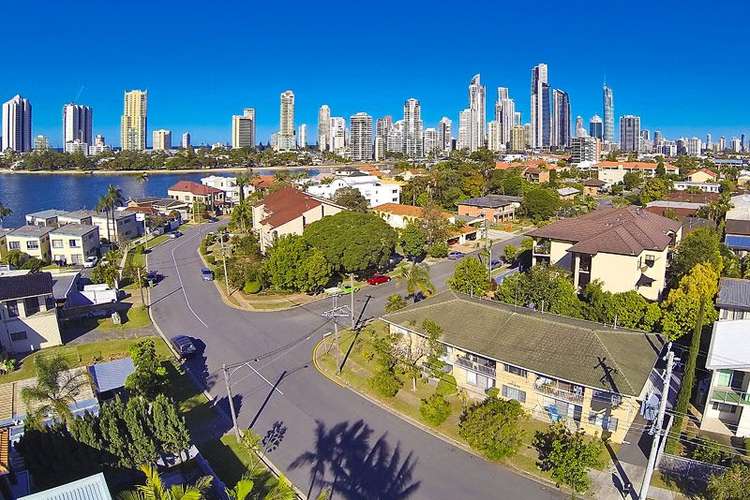 Second view of Homely unit listing, 2/120 Stanhill Drive, Chevron Island QLD 4217