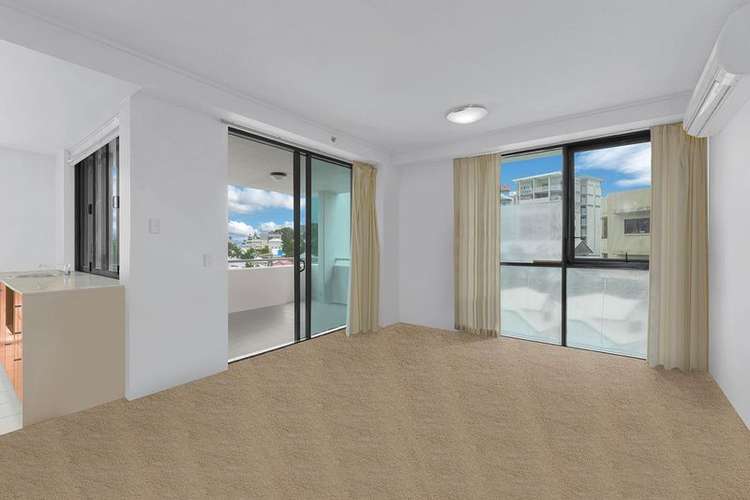 Third view of Homely apartment listing, 91/454 Upper Edward Street, Spring Hill QLD 4000