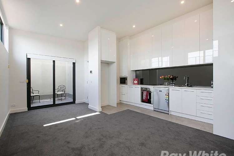 Second view of Homely apartment listing, 2/67 Patterson Road, Bentleigh VIC 3204