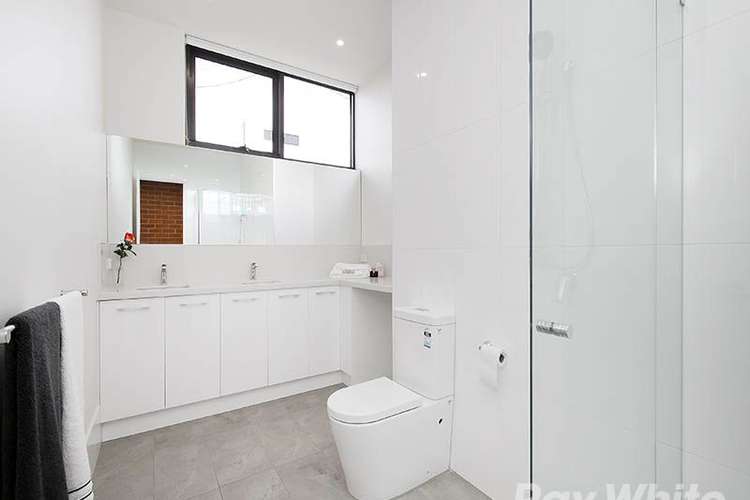 Fourth view of Homely apartment listing, 2/67 Patterson Road, Bentleigh VIC 3204