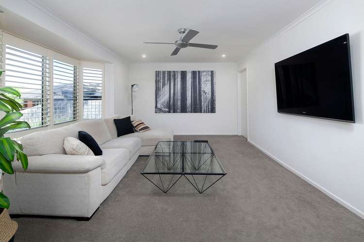 Third view of Homely house listing, 10 Catherine Court, Langwarrin VIC 3910