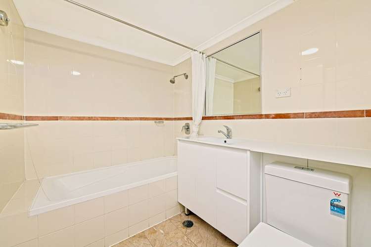 Fifth view of Homely apartment listing, 902/433-435 Kent Street, Sydney NSW 2000