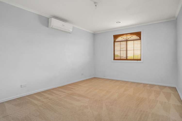 Fifth view of Homely house listing, 1/38 Evrah Drive, Hoppers Crossing VIC 3029