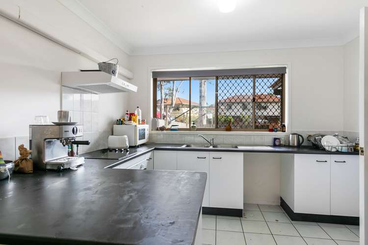 Third view of Homely townhouse listing, 72/175-205 Thorneside Road, Thorneside QLD 4158