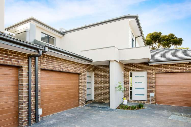 Main view of Homely townhouse listing, 2/5 Dixie Court, Meadow Heights VIC 3048