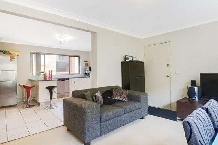 Third view of Homely apartment listing, 5/4 Loftus Street, Wollongong NSW 2500