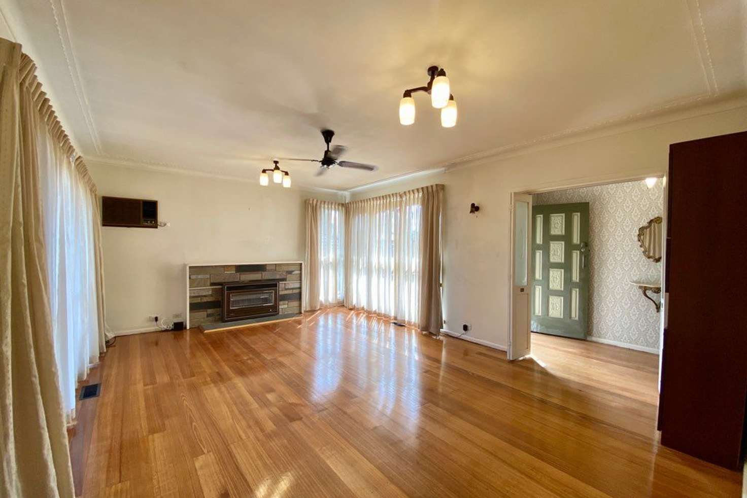 Main view of Homely house listing, 11 Pamela Street, Mount Waverley VIC 3149