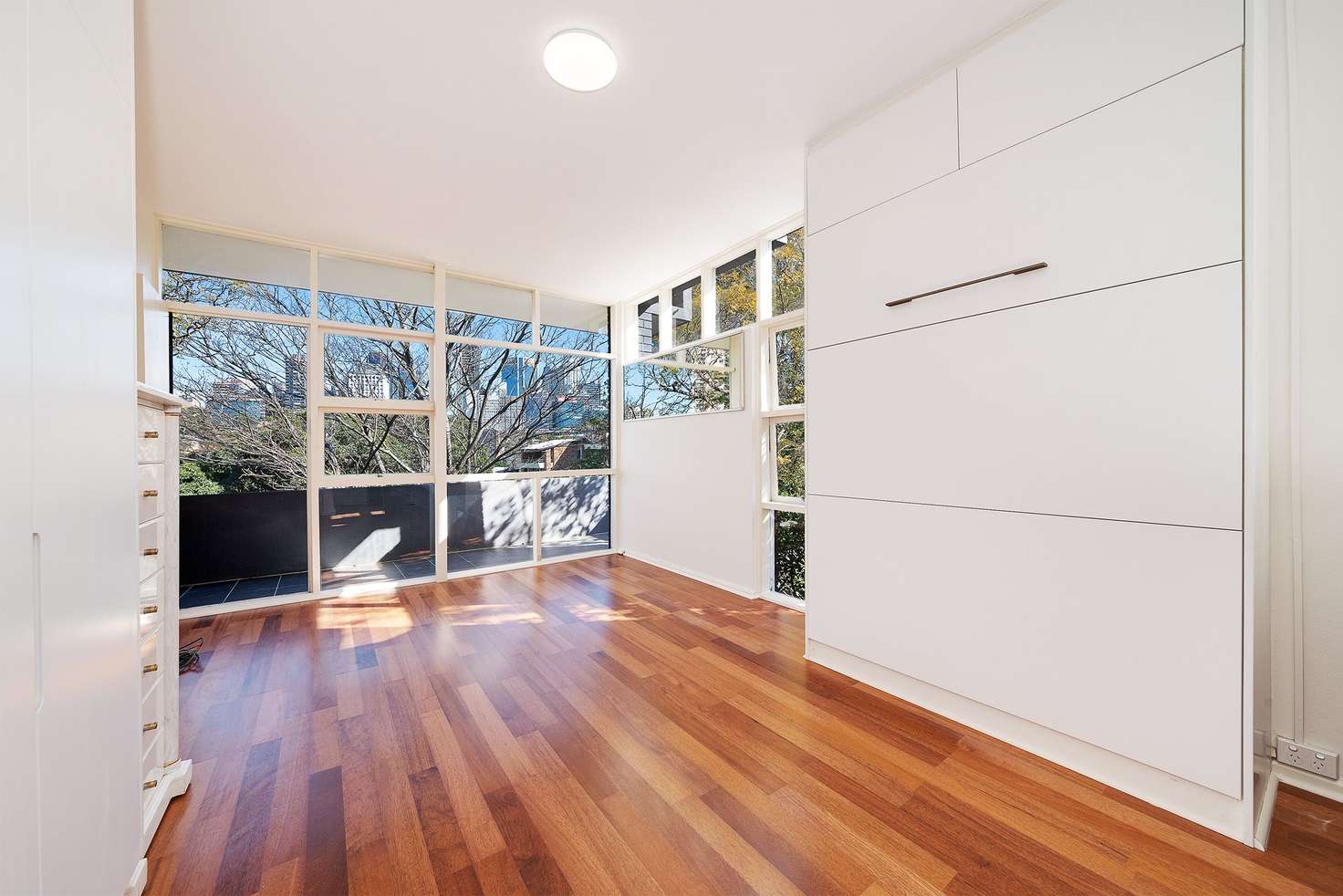 Main view of Homely studio listing, 4/1 Spruson Street, Neutral Bay NSW 2089