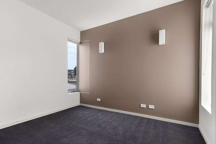 Third view of Homely apartment listing, 8/463 South Road, Bentleigh VIC 3204