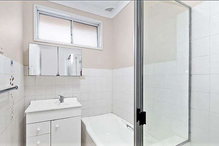 Fifth view of Homely villa listing, 6/4-6 Denistone Road, Eastwood NSW 2122