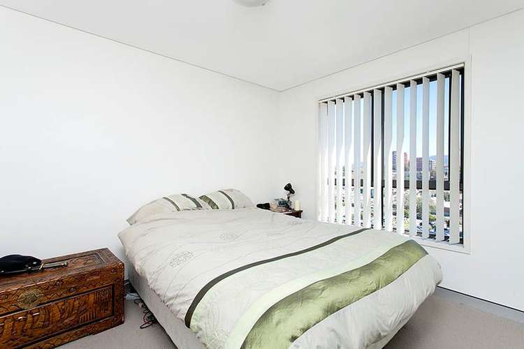 Fourth view of Homely apartment listing, 18/1 Governors Lane, Wollongong NSW 2500